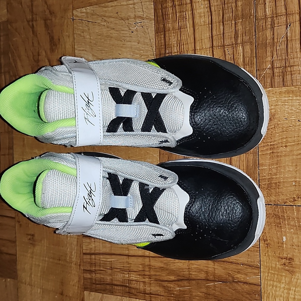 Jordan Air Flight Sneaker  Boys Size 2